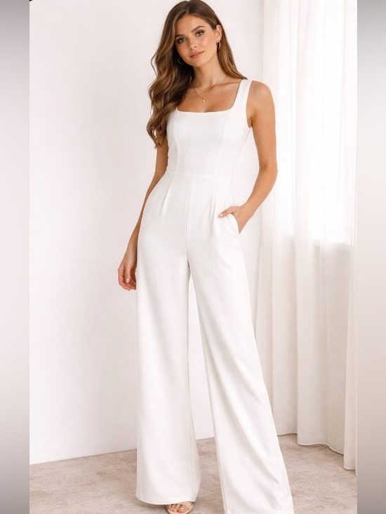 Lulus Pants - Lulus White Wide Leg Jumpsuit Sleeveless Elegant Size M